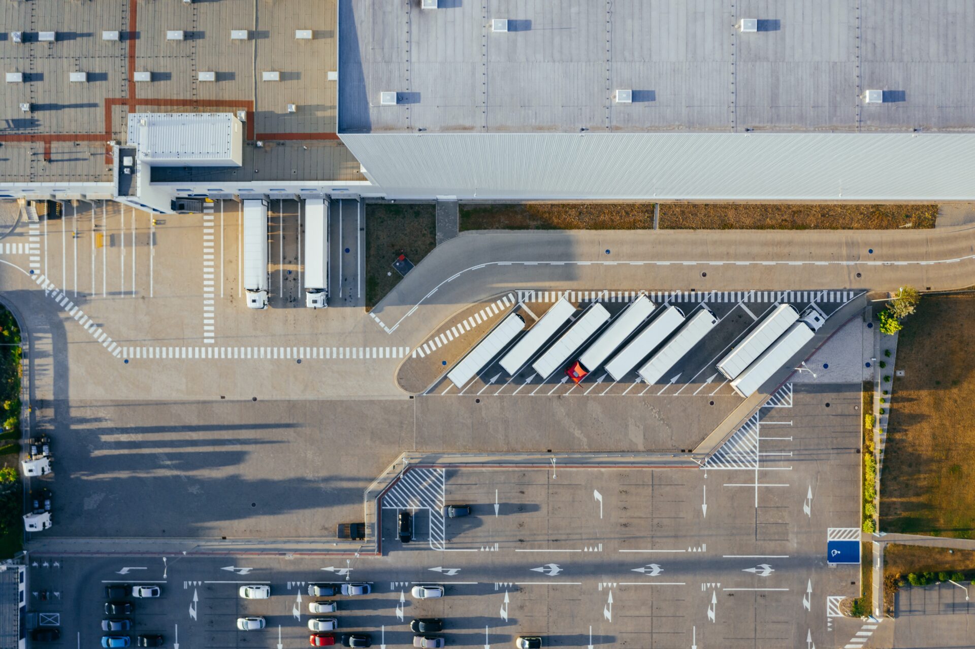 Enhancing Distribution Center Talent Acquisition with Digital Transformation