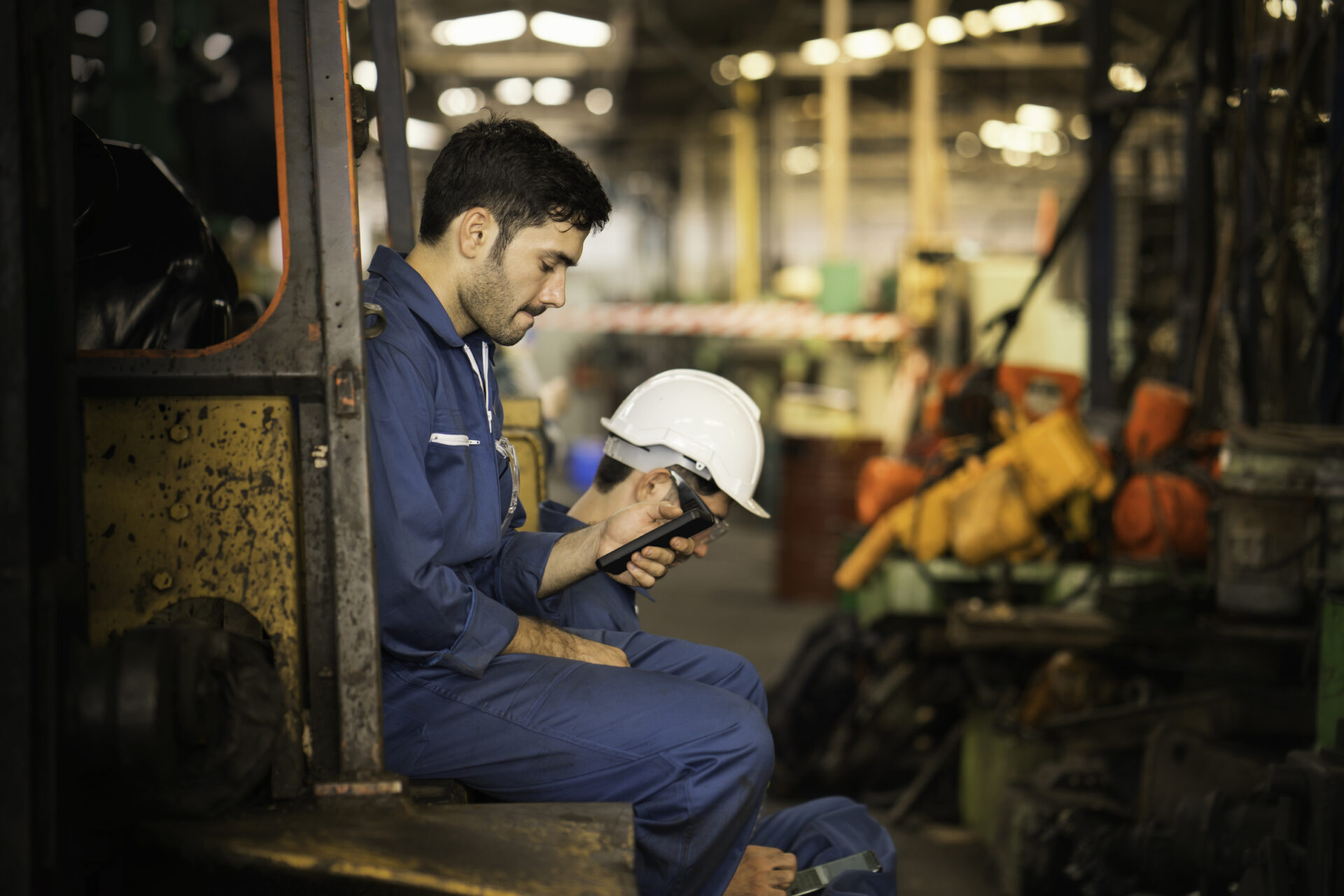 4 Social Recruiting Strategies for Manufacturing