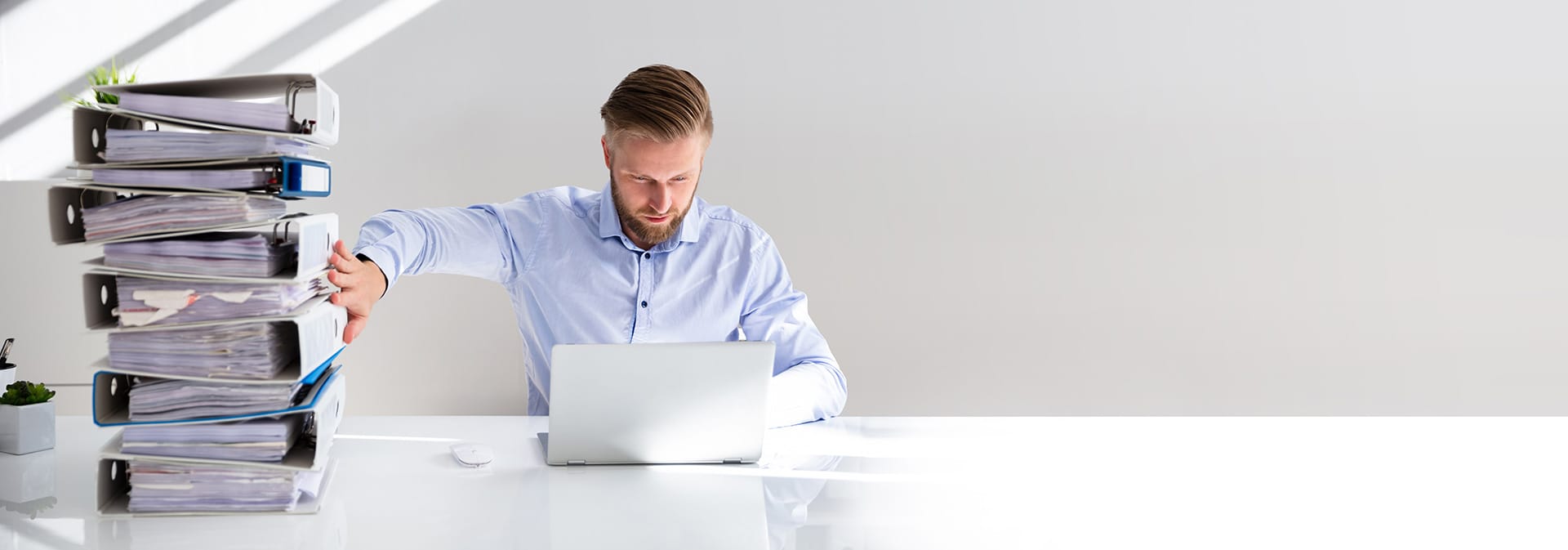 4 ways to adapt your talent acquisition suite for hourly hiring