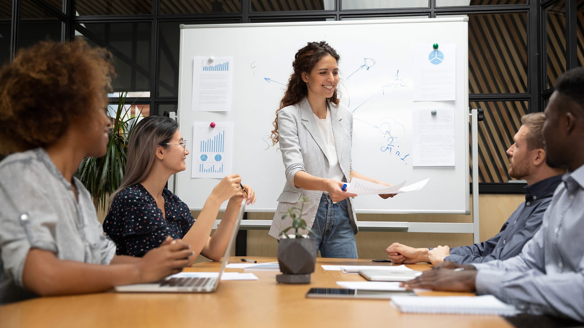 How to build the best recruitment funnel for hourly hiring