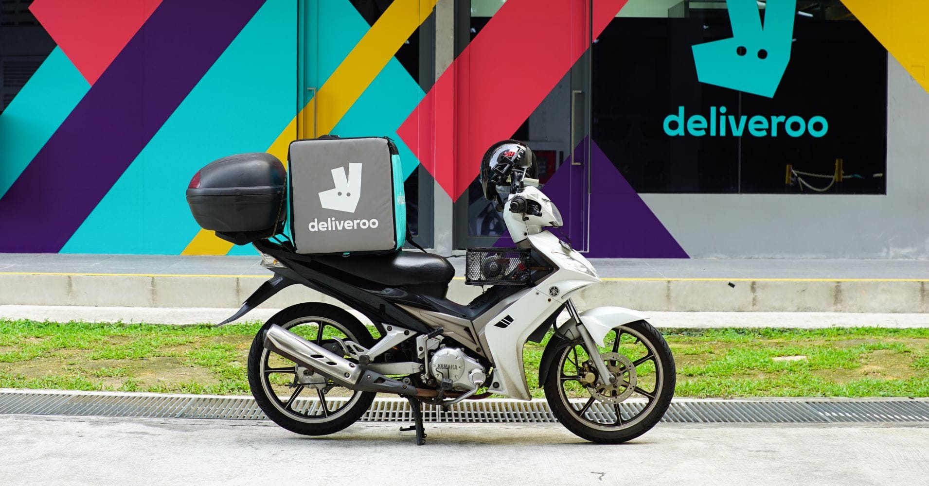 Deliveroo: 96% reduction in time-to-hire